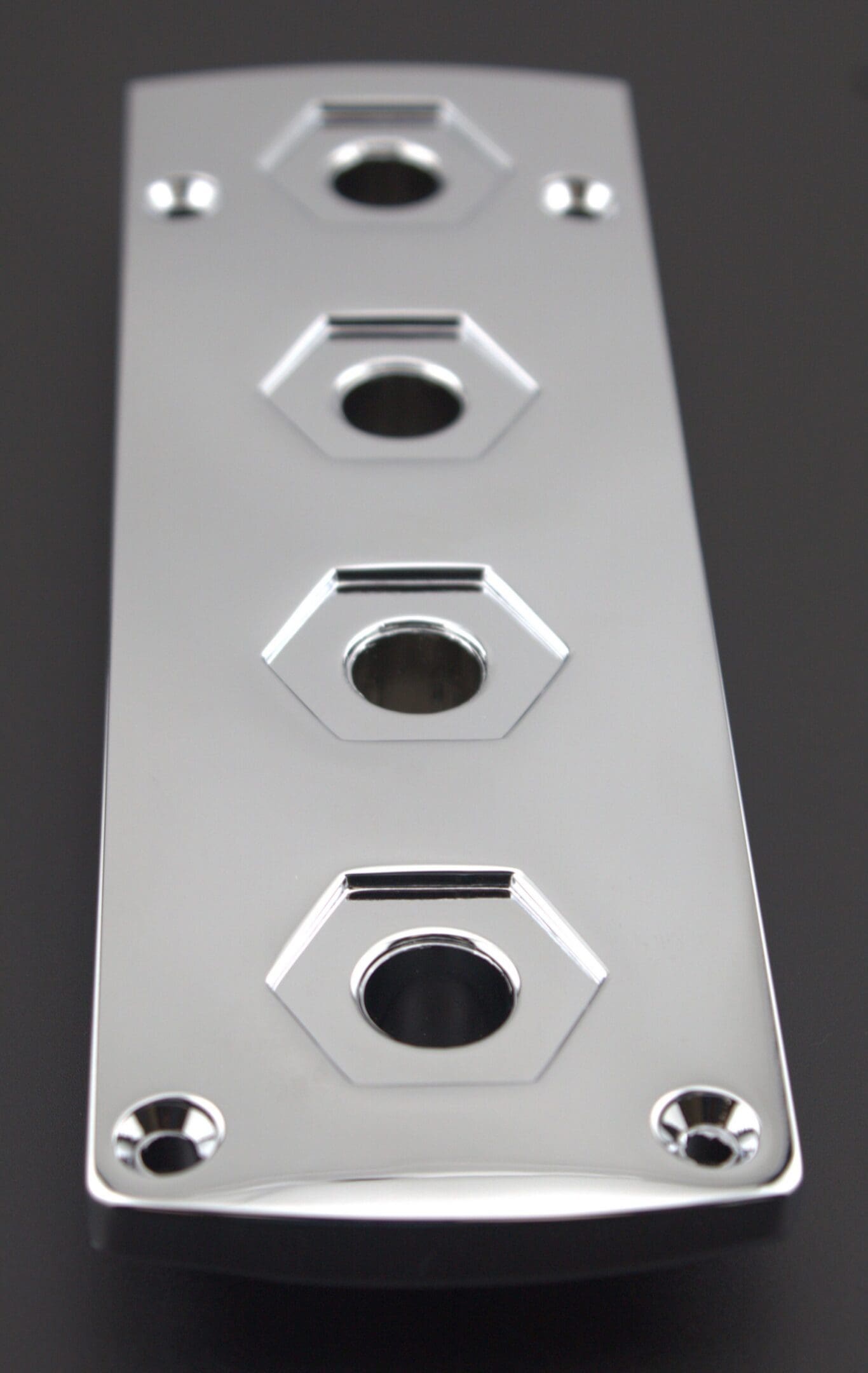 4-Hole 1/2" Round Bier Pin Plate - Image 2